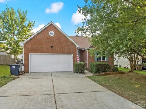 105 Coventry Dr, Indian Trail, NC 28079