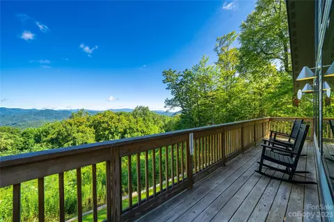 282 Old Bald Mountain Rd, Black Mountain, NC 28711
