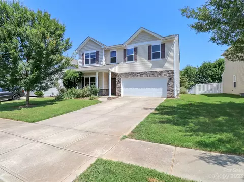 9019 Paddle Oak Rd, Charlotte, NC 28227