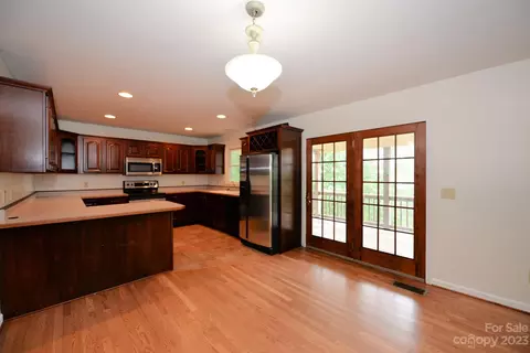 253 Appleton Dr, Sylva, NC 28779 photo 14