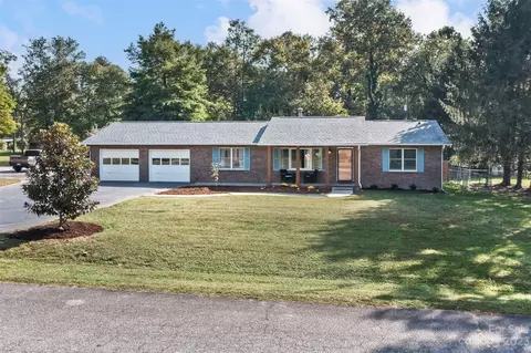65 S Greenwood Forest Dr, Etowah, NC 28729