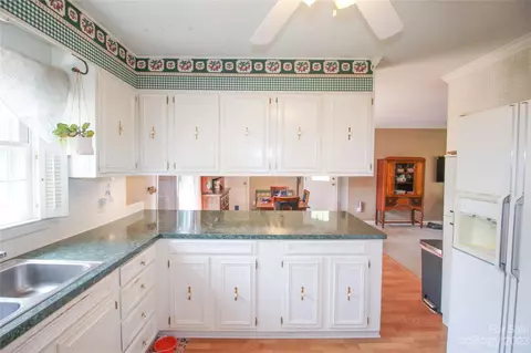 4749 Patton Rd, Morganton, NC 28655 photo 31