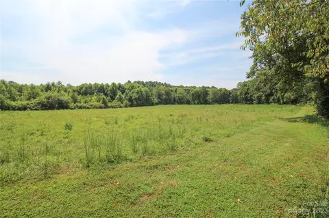 4749 Patton Rd, Morganton, NC 28655 photo 6