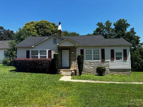 1508 W Davidson Ave, Gastonia, NC 28052
