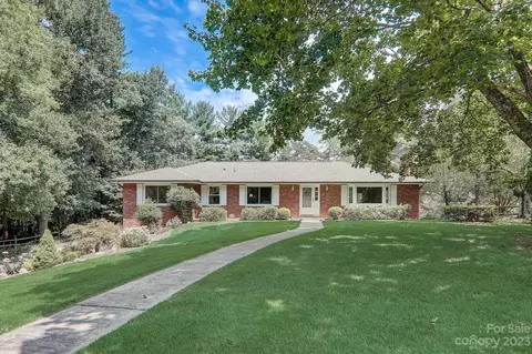 191 S Wildflower Rd, Asheville, NC 28804