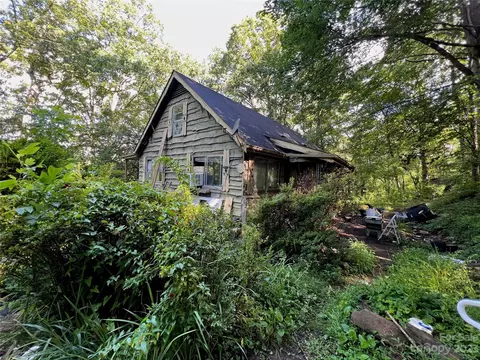 95 Don Worley Rd, Otto, NC 28763