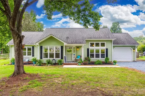 208 Meadow Wind Ct, Monroe, NC 28110