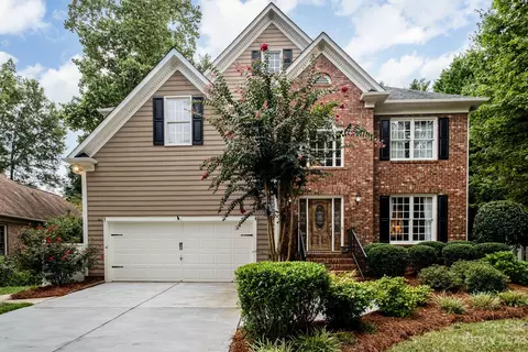 8904 Mcdiarmid Ln, Huntersville, NC 28078