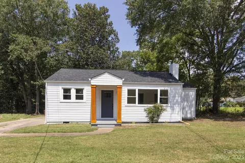 708 Gardner St, Shelby, NC 28150