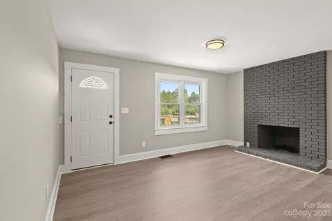 185 Substation Rd, Canton, NC 28716 photo 5