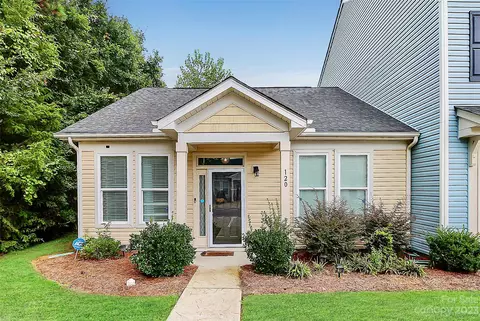 120 Canyon Ridge Dr, Mount Holly, NC 28120