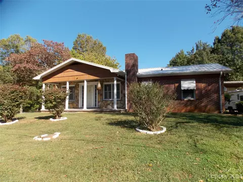 307 Laurel St, Hudson, NC 28638