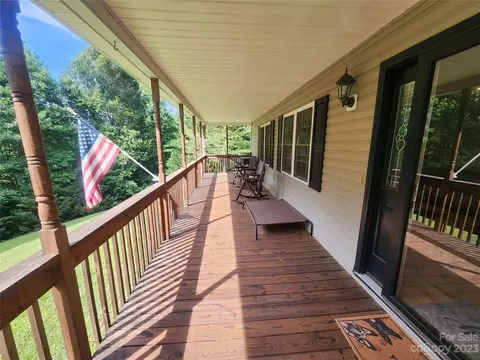 120 Bobcat Path, Marion, NC 28752 photo 41