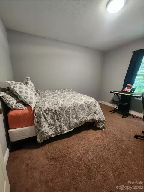 120 Bobcat Path, Marion, NC 28752 photo 29