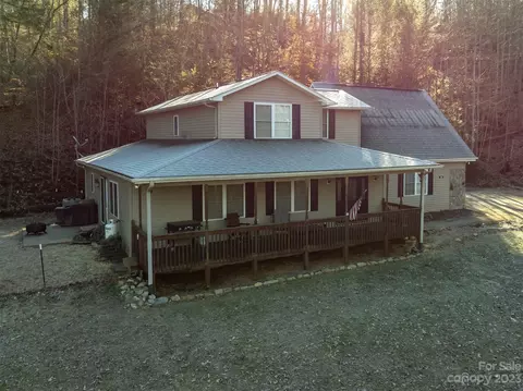120 Bobcat Path, Marion, NC 28752 photo 3