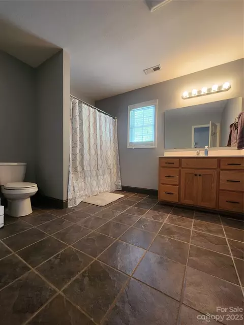 120 Bobcat Path, Marion, NC 28752 photo 30