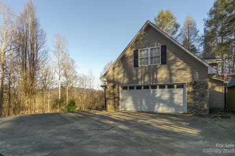 120 Bobcat Path, Marion, NC 28752 photo 2