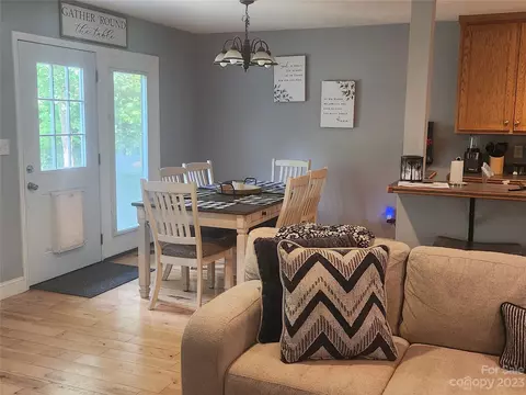 120 Bobcat Path, Marion, NC 28752 photo 11