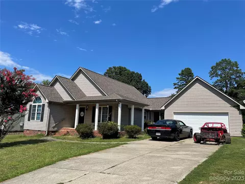 152 Brook Glen Dr, Mooresville, NC 28115