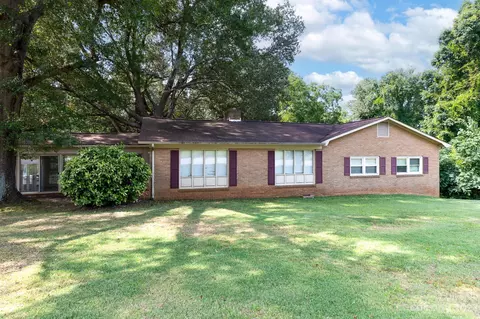 2119 W Meeting St, Lancaster, SC 29720