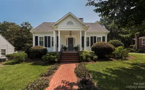 408 Hanna St, Gastonia, NC 28052