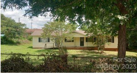 204 Hoyle Cir, Gastonia, NC 28052