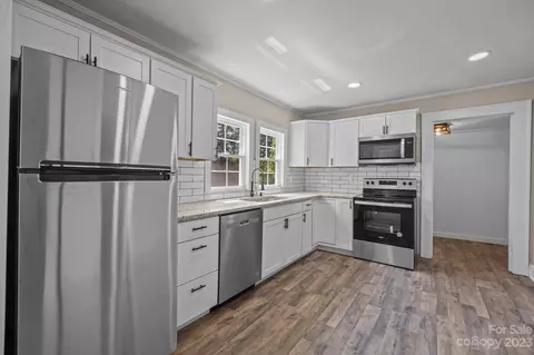 804 Nichols Rd, Lancaster, SC 29720 photo 5