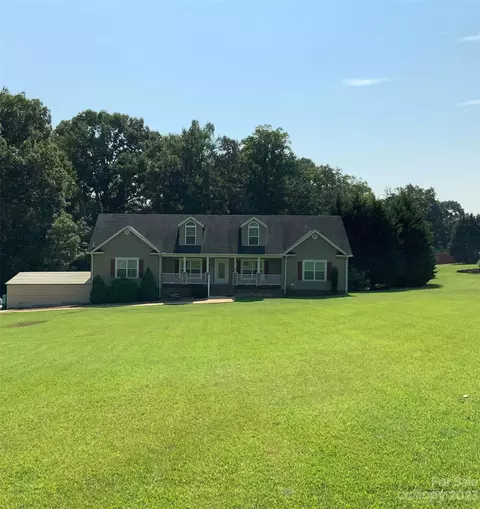 1159 Hill Rd, Lincolnton, NC 28092