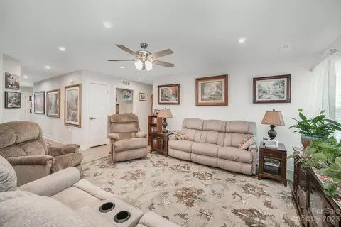 310 Damask Dr, Lancaster, SC 29720 photo 5