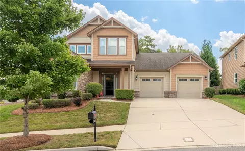 10514 Drake Hill Dr, Huntersville, NC 28078