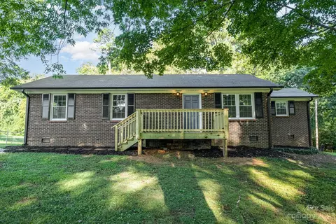 1204 Westover Cir, Rock Hill, SC 29732