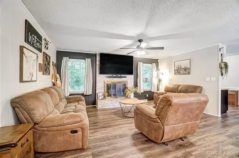1821 Robin Dr, Lancaster, SC 29720 photo 9