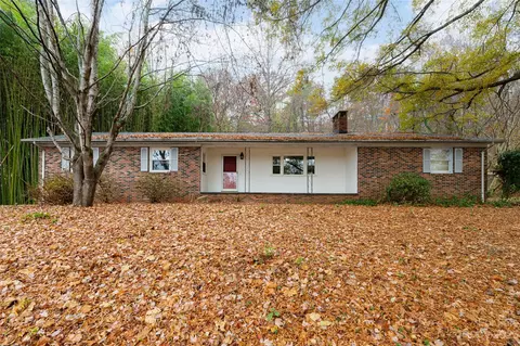 395 Golf Course Rd, Old Fort, NC 28762