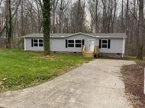 108 Arbor Dr, Statesville, NC 28677