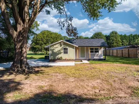 316 9th St SW, Conover, NC 28613