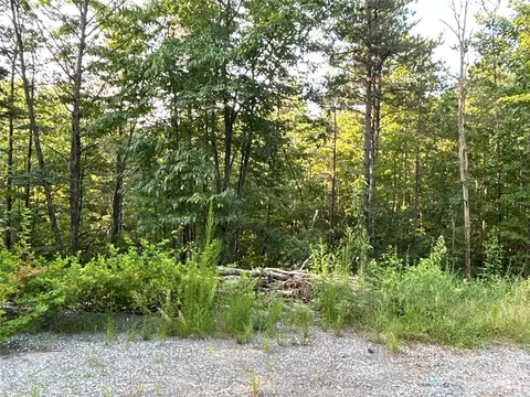 4372 Rocky Rd, Valdese, NC 28690