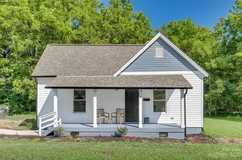 9 Eighth St #4, York, SC 29745