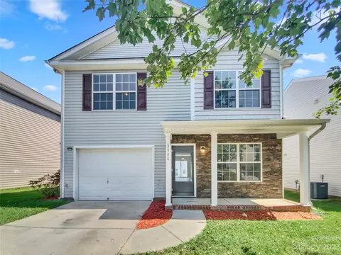 3946 Damask Dr, Charlotte, NC 28206