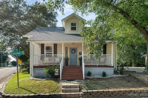 332 Chestnut Ave, Kannapolis, NC 28081 photo 2
