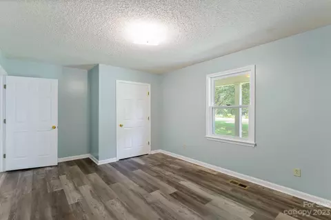 4095 Section House Rd, Hickory, NC 28601 photo 16