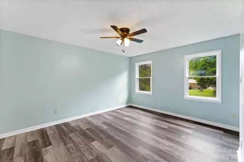 4095 Section House Rd, Hickory, NC 28601 photo 11