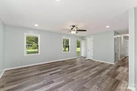 4095 Section House Rd, Hickory, NC 28601 photo 5