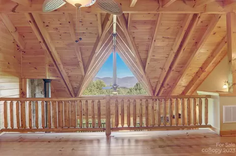 95 Ridge Top Circle Rd, Clyde, NC 28721 photo 31