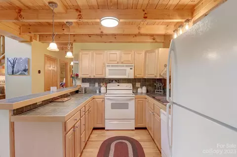 95 Ridge Top Circle Rd, Clyde, NC 28721 photo 21