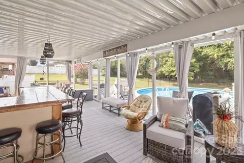 104 Jasper Ln, Maiden, NC 28650