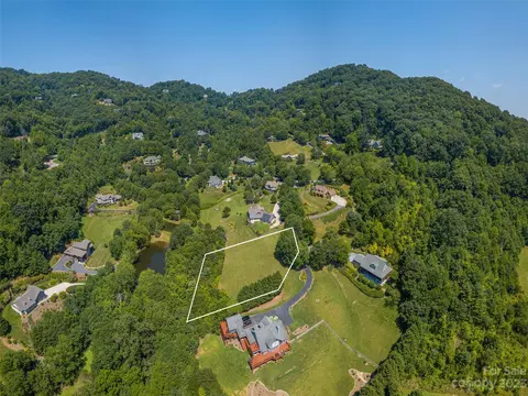 9 Kinross Lane, Waynesville, NC 28785