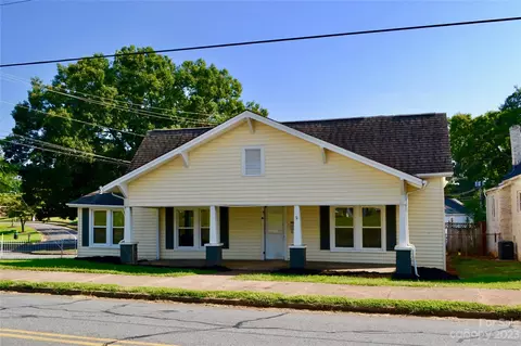 220 Arlington St, Forest City, NC 28043
