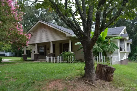 139 Holland St, Forest City, NC 28043
