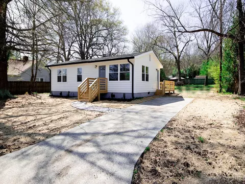 501 N 13th St, Bessemer City, NC 28016