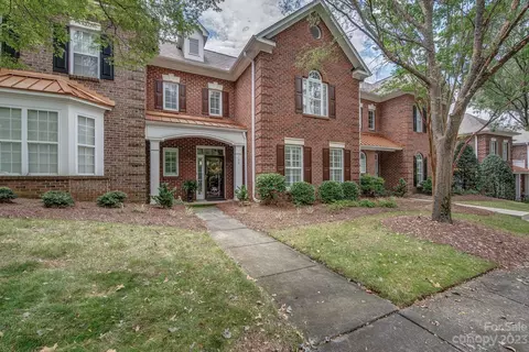 129 Mcleod Ave, Belmont, NC 28012